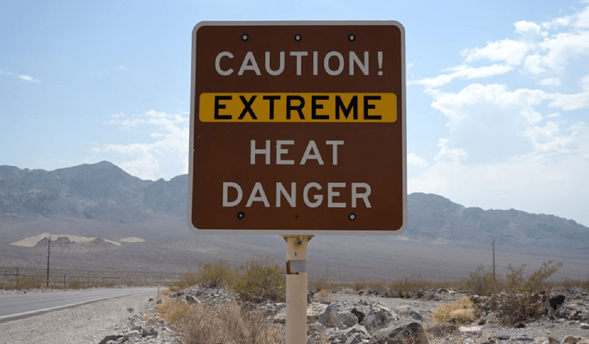 U.S. West scorches under heat wave, Death Valley reaches 130 degrees